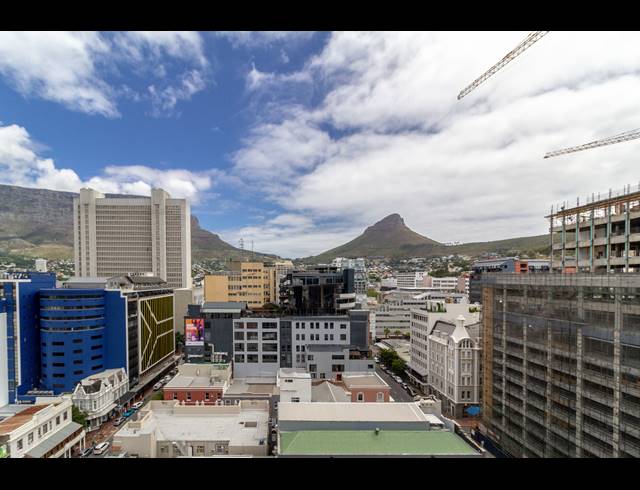0.5 BEDROOM APARTMENT FOR SALE IN CAPE TOWN CITY CENTRE